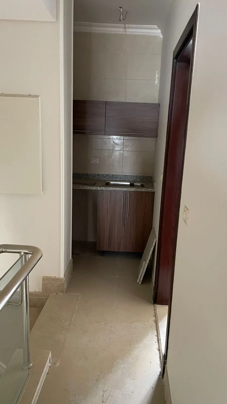 Townhouse for sale in Hyde Park in 6th settlement of 197 m² with 3 bedrooms