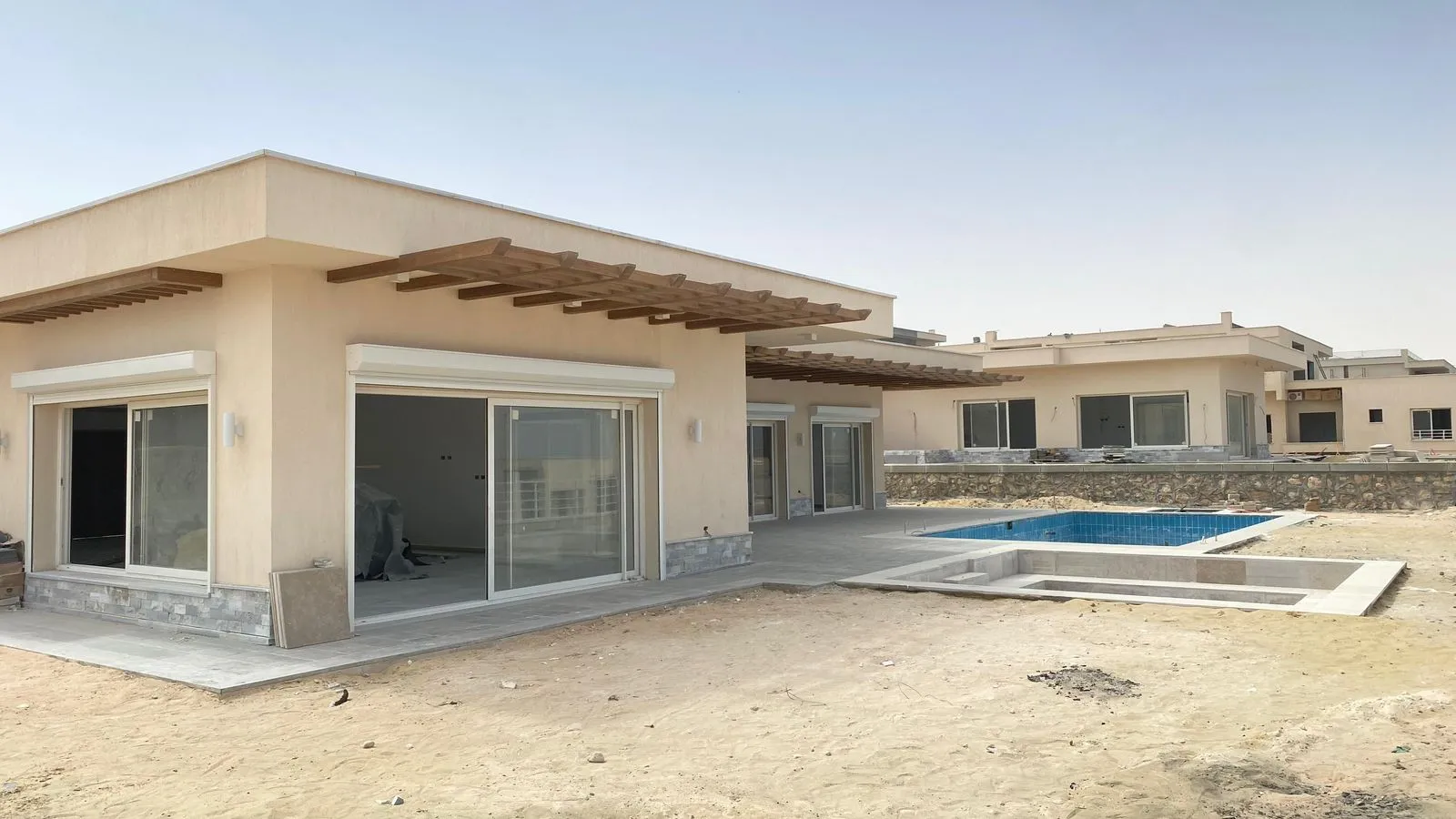 Villa for sale in Direction White in Ras El Hekma of 373 m² with 5 bedrooms