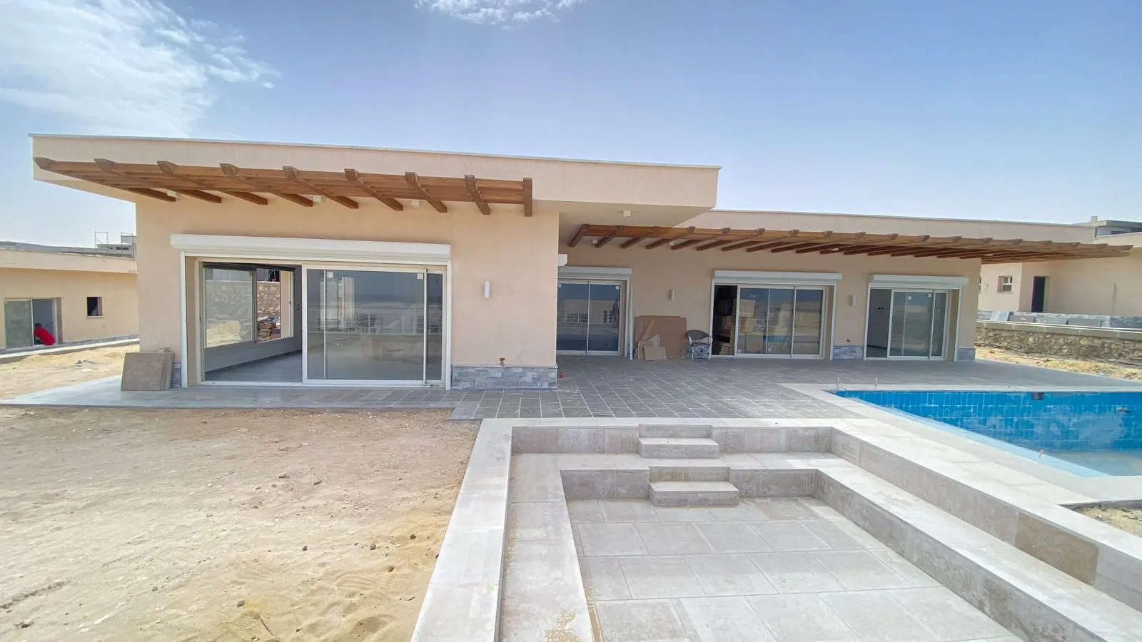 Villa for sale in Direction White in Ras El Hekma of 373 m² with 5 bedrooms