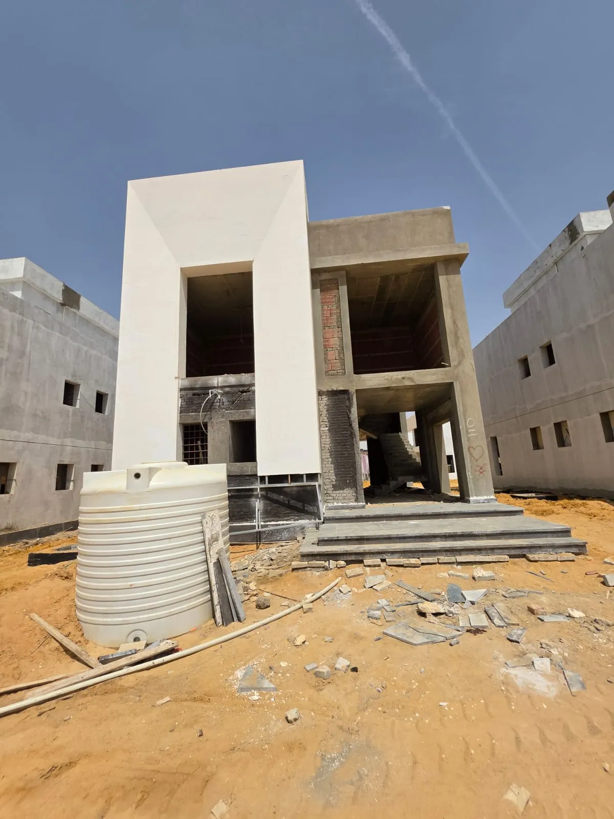 Villa for sale in Eastshire in New Cairo of 345 m² with 4 bedrooms