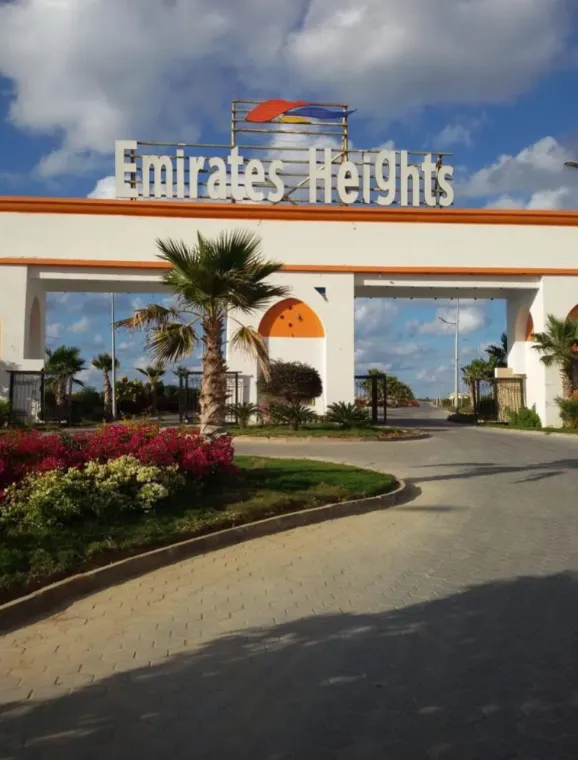 Chalet for sale in Emirates Heights in Ras El Hekma of 100 m² with 2 bedrooms