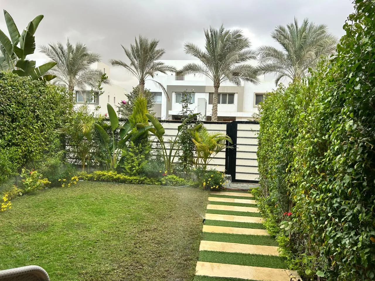 Townhouse for sale in Hyde Park in 6th settlement of 160 m² with 2 bedrooms
