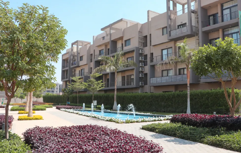 Apartment for sale in Fifth Square Al Marasem in New Cairo of 130 m² with 2 bedrooms