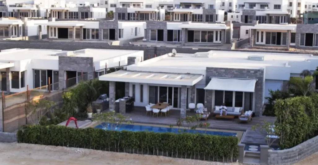 Chalet for sale in Almaza Bay in Sidi Heneish of 137 m² with 2 bedrooms