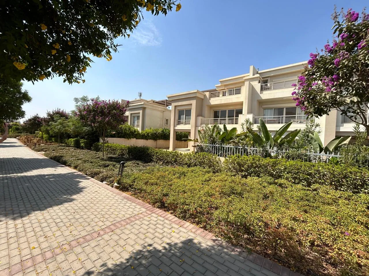 Twinhouse for sale in Cairo Festival City in New Cairo of 308 m² with 4 bedrooms