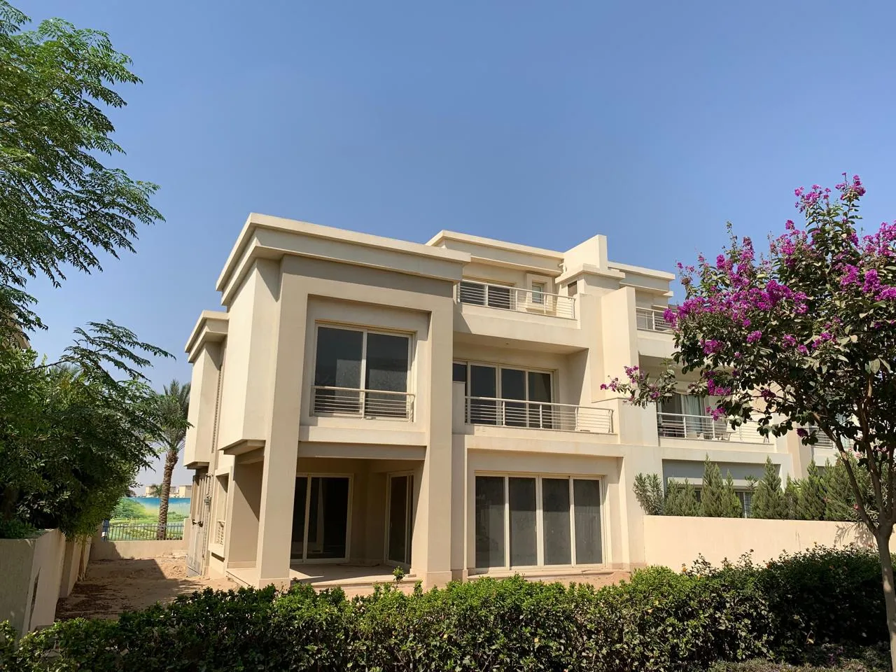 Twinhouse for sale in Cairo Festival City in New Cairo of 308 m² with 4 bedrooms