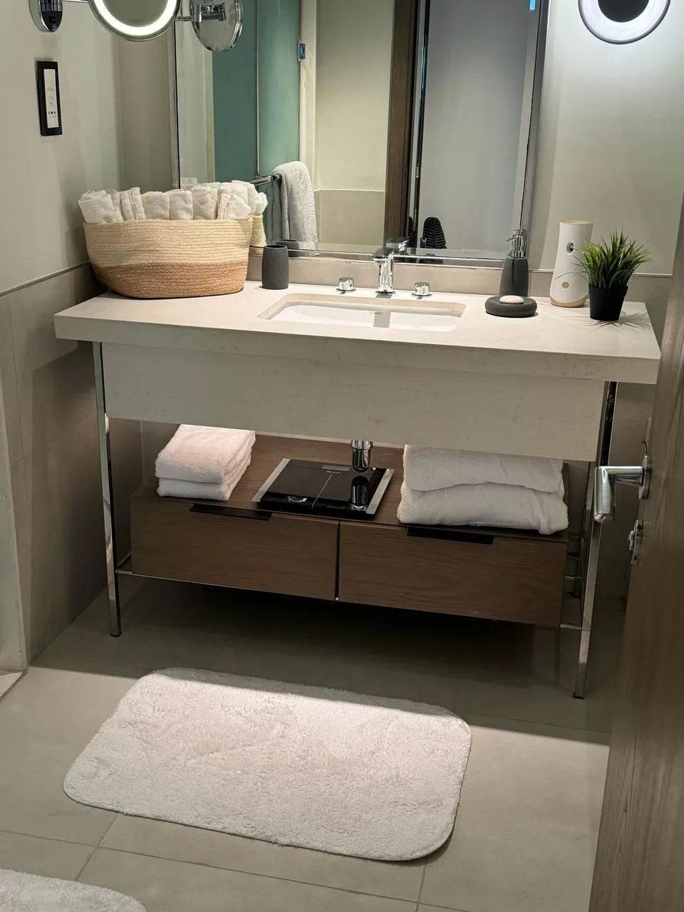 Apartment for sale in Marassi in Sidi Abdel Rahman of 100 m² with 1 bedrooms