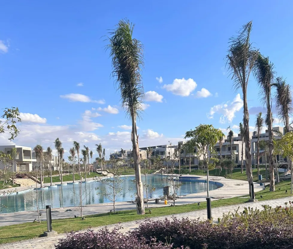 Townhouse for sale in Hadaba in 6th of October City of 242 m² with 3 bedrooms