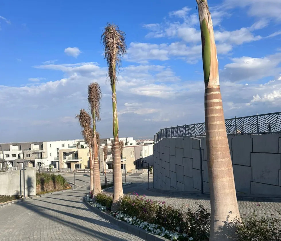 Townhouse for sale in Hadaba in 6th of October City of 242 m² with 3 bedrooms