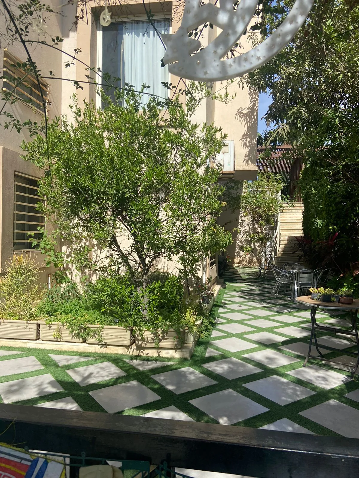 Villa for sale in Lake View in New Cairo of 500 m² with 5 bedrooms