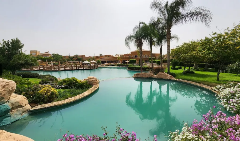 Villa for sale in Bellagio in New Cairo of 647 m² with 6 bedrooms
