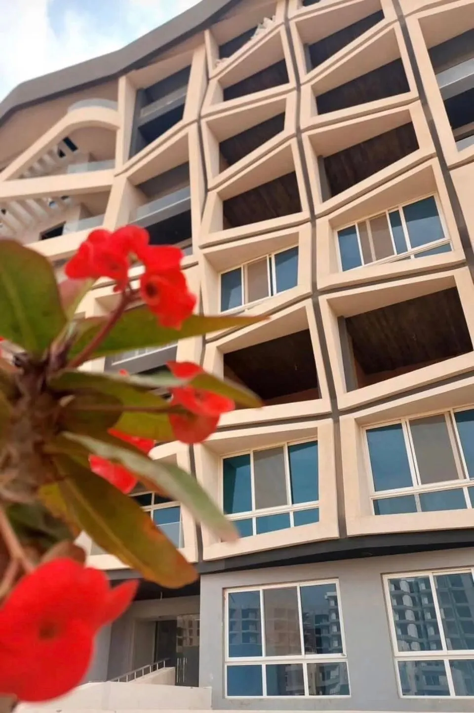 Apartment for sale in Midtown condo in New Capital City of 175 m² with 3 bedrooms