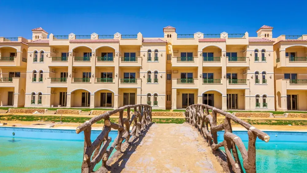 Chalet for sale in Lasirena Palm Beach in Ain Sokhna of 110 m² with 2 bedrooms