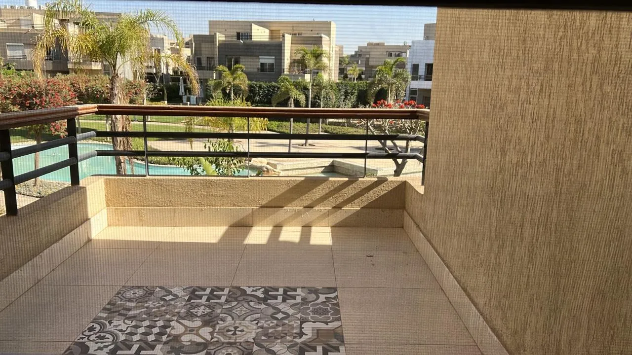 Townhouse for sale in The Square in New Cairo of 270 m² with 4 bedrooms