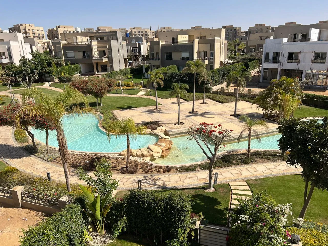 Townhouse for sale in The Square in New Cairo of 270 m² with 4 bedrooms