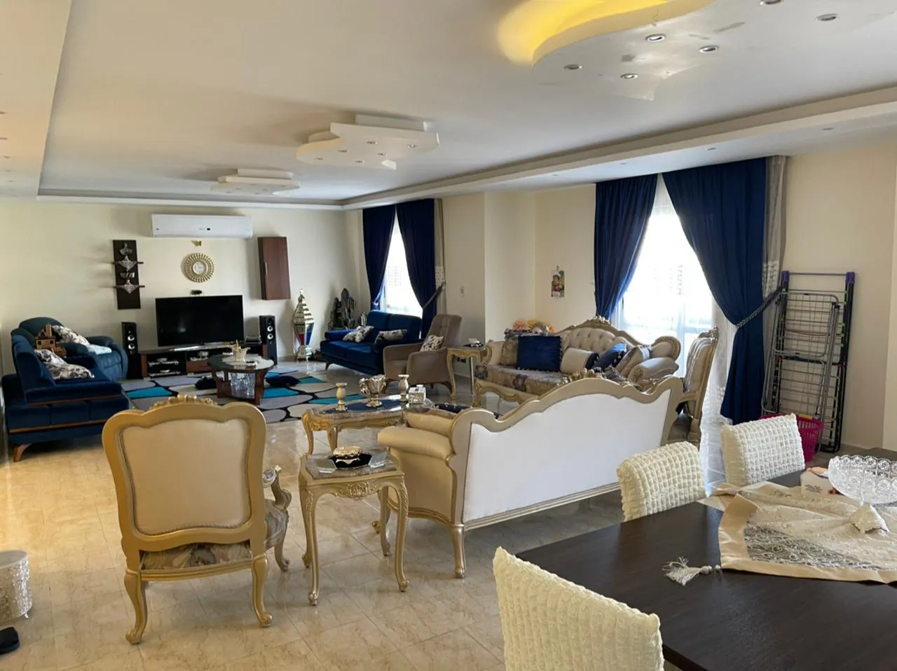 Apartment for sale in El Rehab in New Cairo of 223 m² with 3 bedrooms