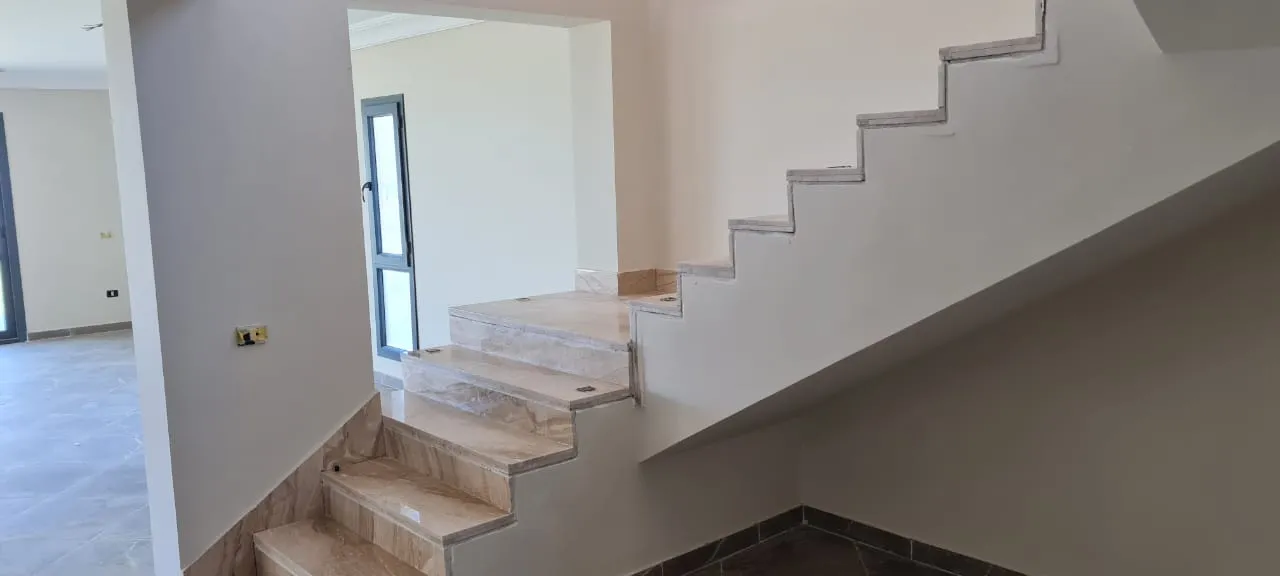 Villa for sale in La Vista Ras El Hekma in Ras El Hekma of 400 m² with 5 bedrooms