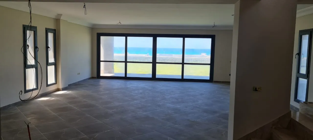 Villa for sale in La Vista Ras El Hekma in Ras El Hekma of 400 m² with 5 bedrooms