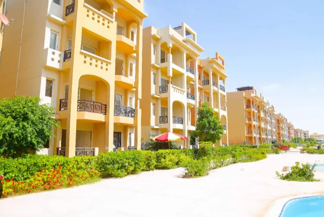 Apartment for sale in Emirates Heights in Ras El Hekma of 100 m² with 2 bedrooms