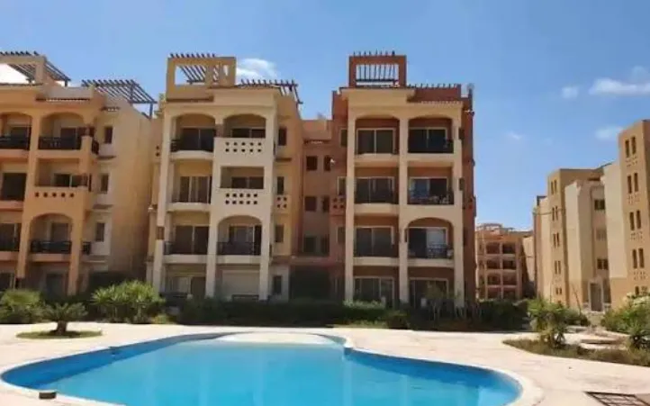Apartment for sale in Emirates Heights in Ras El Hekma of 100 m² with 2 bedrooms