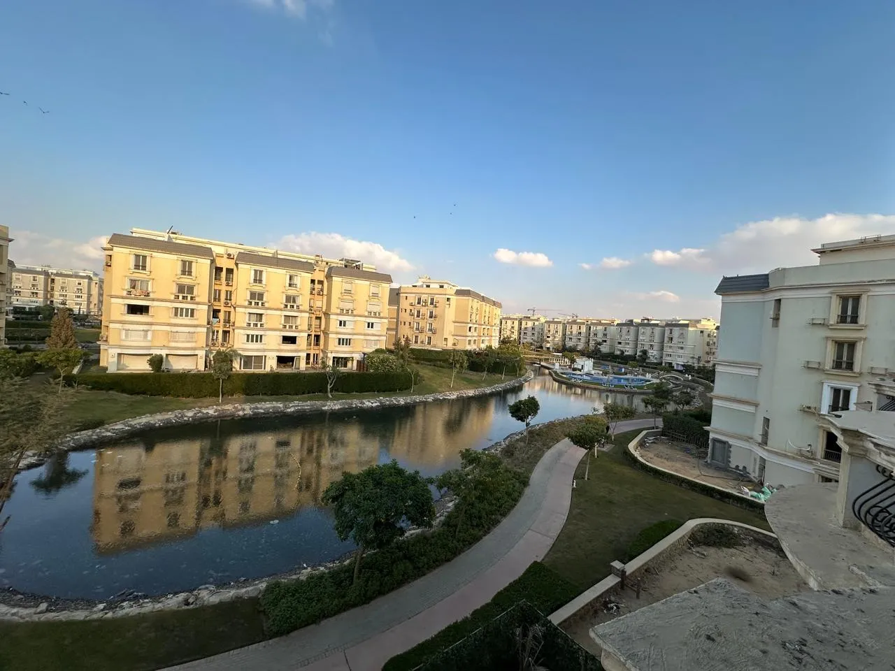 Duplex for sale in Mountain View Hyde Park in New Cairo of 305 m² with 4 bedrooms