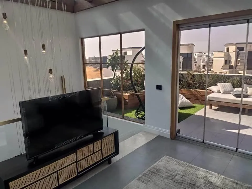 Duplex for sale in Mountain View iCity October in Northern Expansion of 235 m² with 3 bedrooms