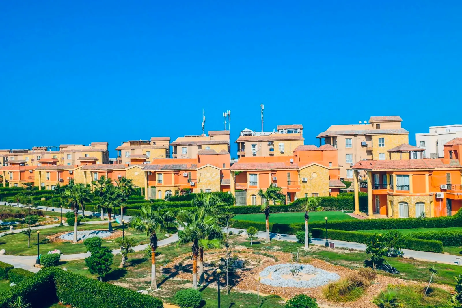 للبيع في بلومار سيدي عبد الرحمن في بمساحة 0 م² تتكون من 0 غرف