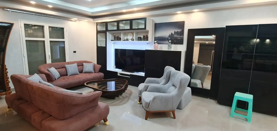 Apartment for sale in Hyde Park in 6th settlement of 240 m² with 3 bedrooms