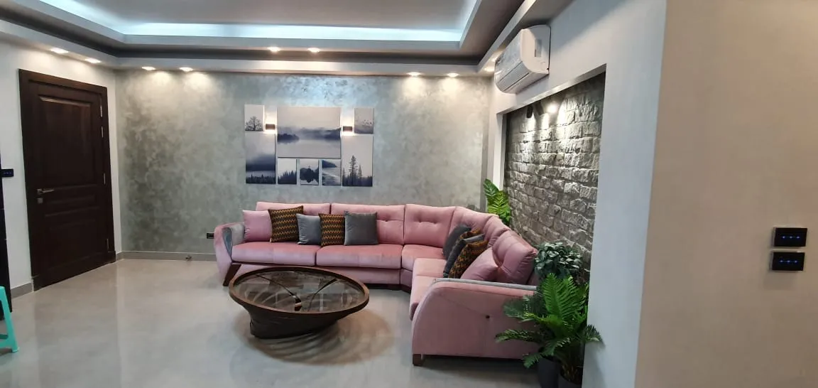 Apartment for sale in Hyde Park in 6th settlement of 240 m² with 3 bedrooms