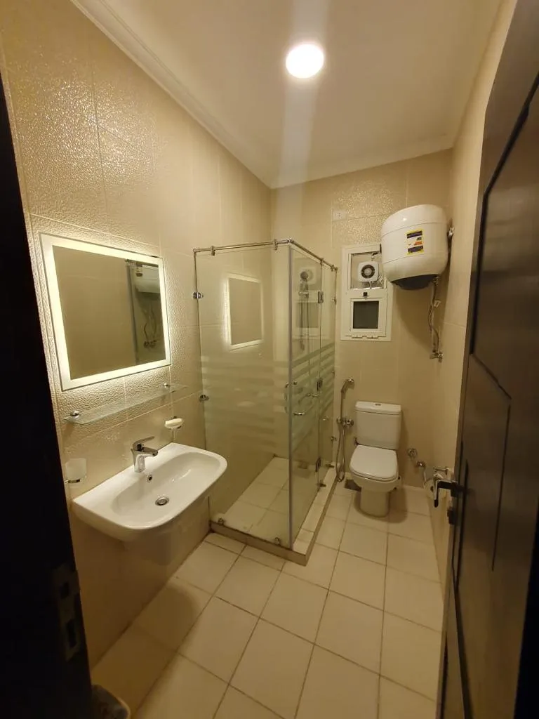 Apartment for sale in Hyde Park in 6th settlement of 85 m² with 1 bedrooms