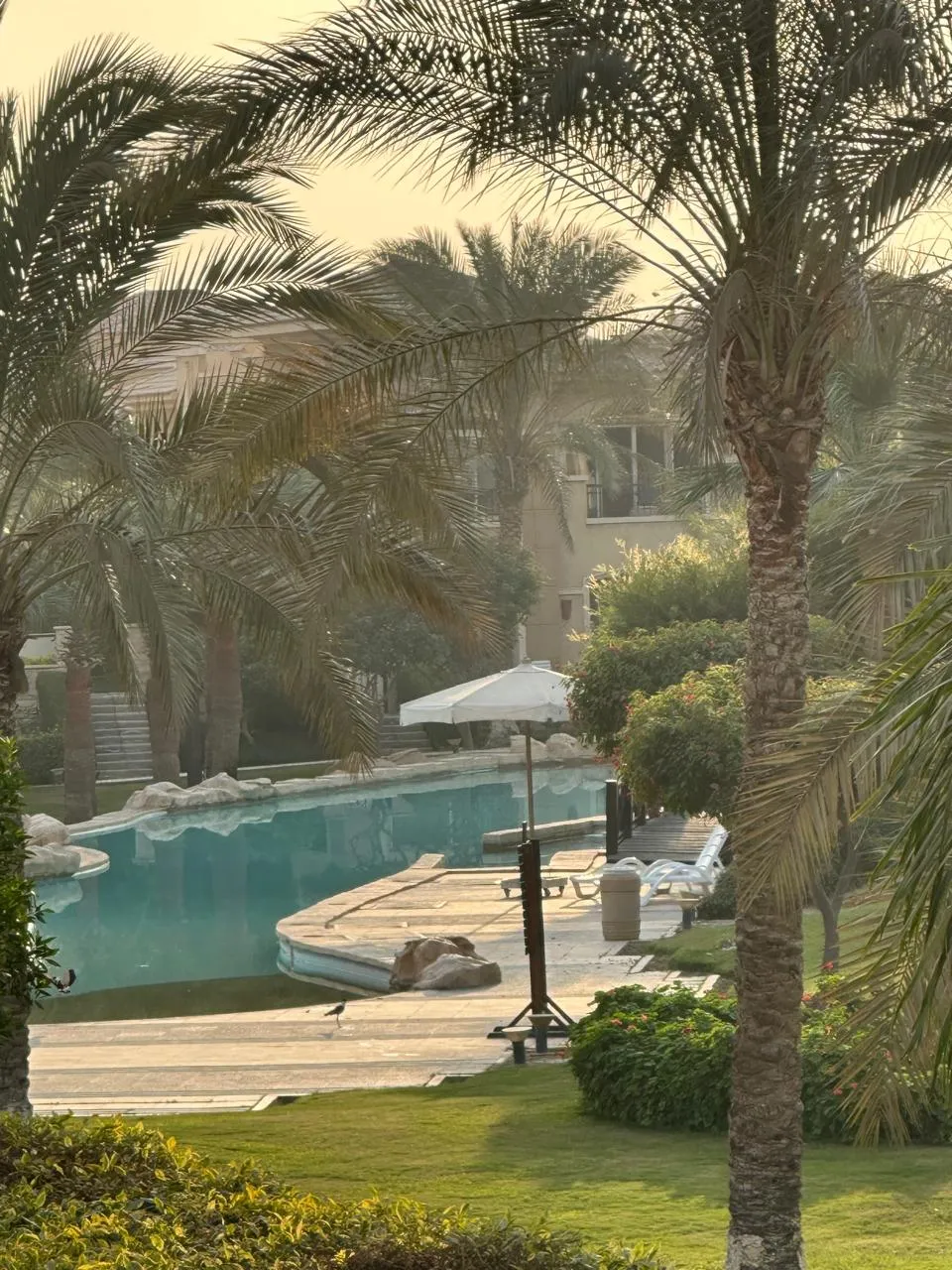 Villa for sale in Stone Park in New Cairo of 358 m² with 4 bedrooms