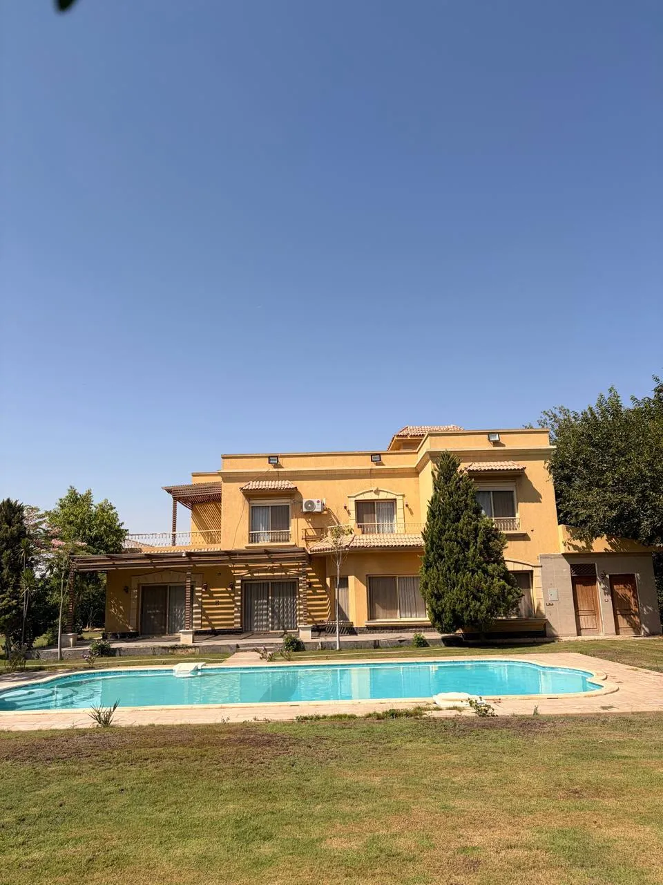Villa for sale in Wadi El Nakhil in New Zayed of 380 m² with 3 bedrooms