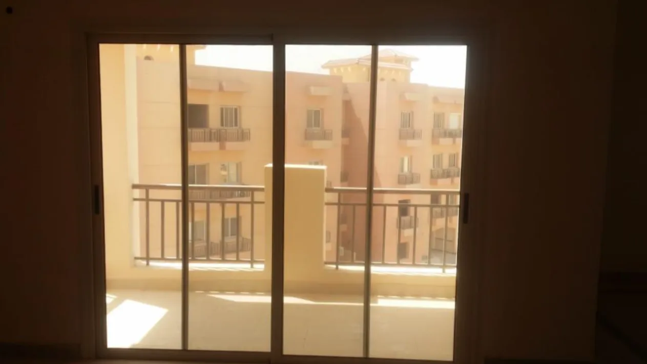 للبيع في دريم لاند في بمساحة 0 م² تتكون من 0 غرف