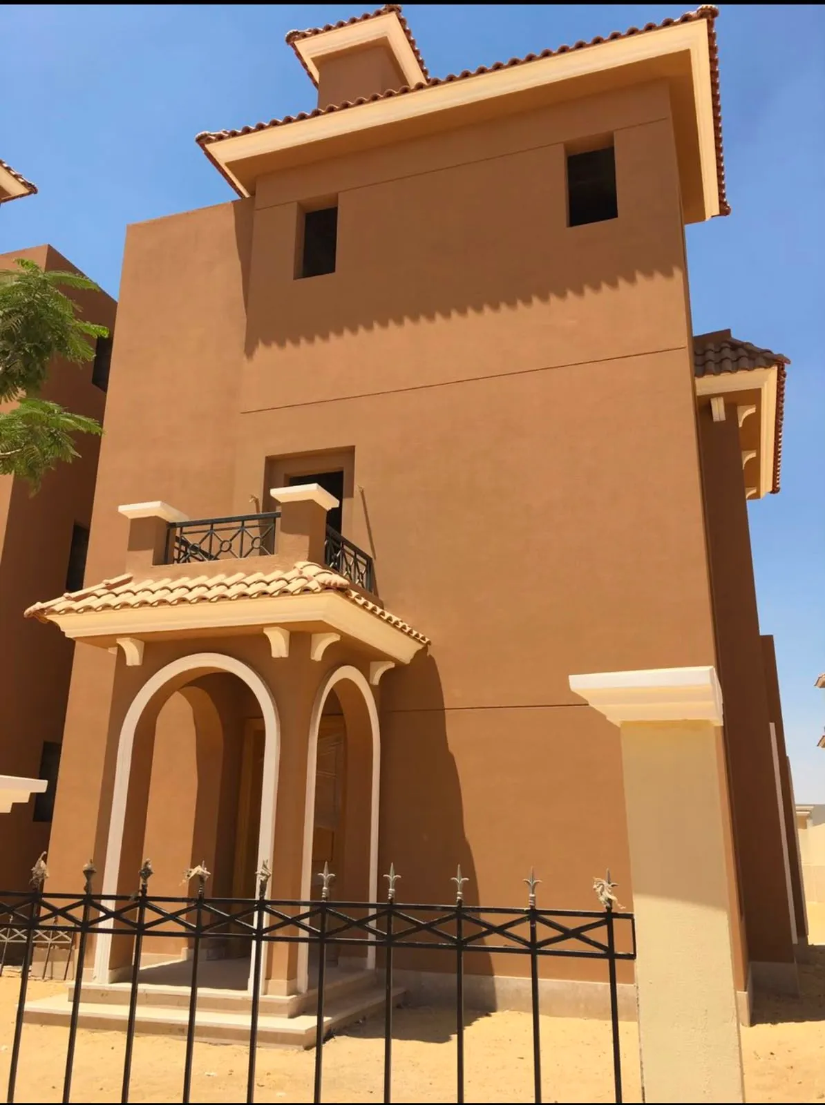 Villa for sale in Nyoum October in Northern Expansion of 185 m² with 3 bedrooms