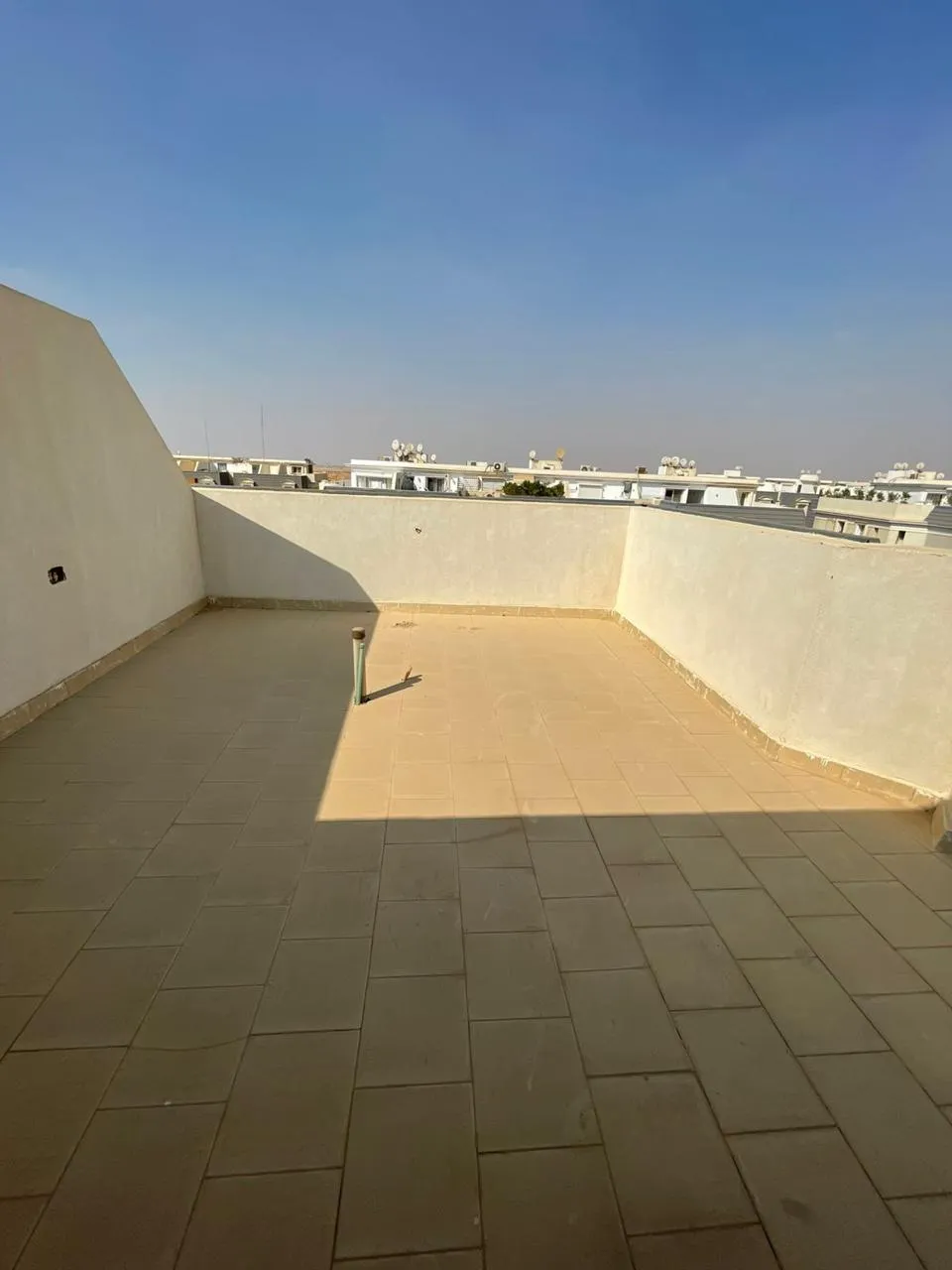 Duplex for sale in Mountain View Hyde Park in New Cairo of 305 m² with 3 bedrooms
