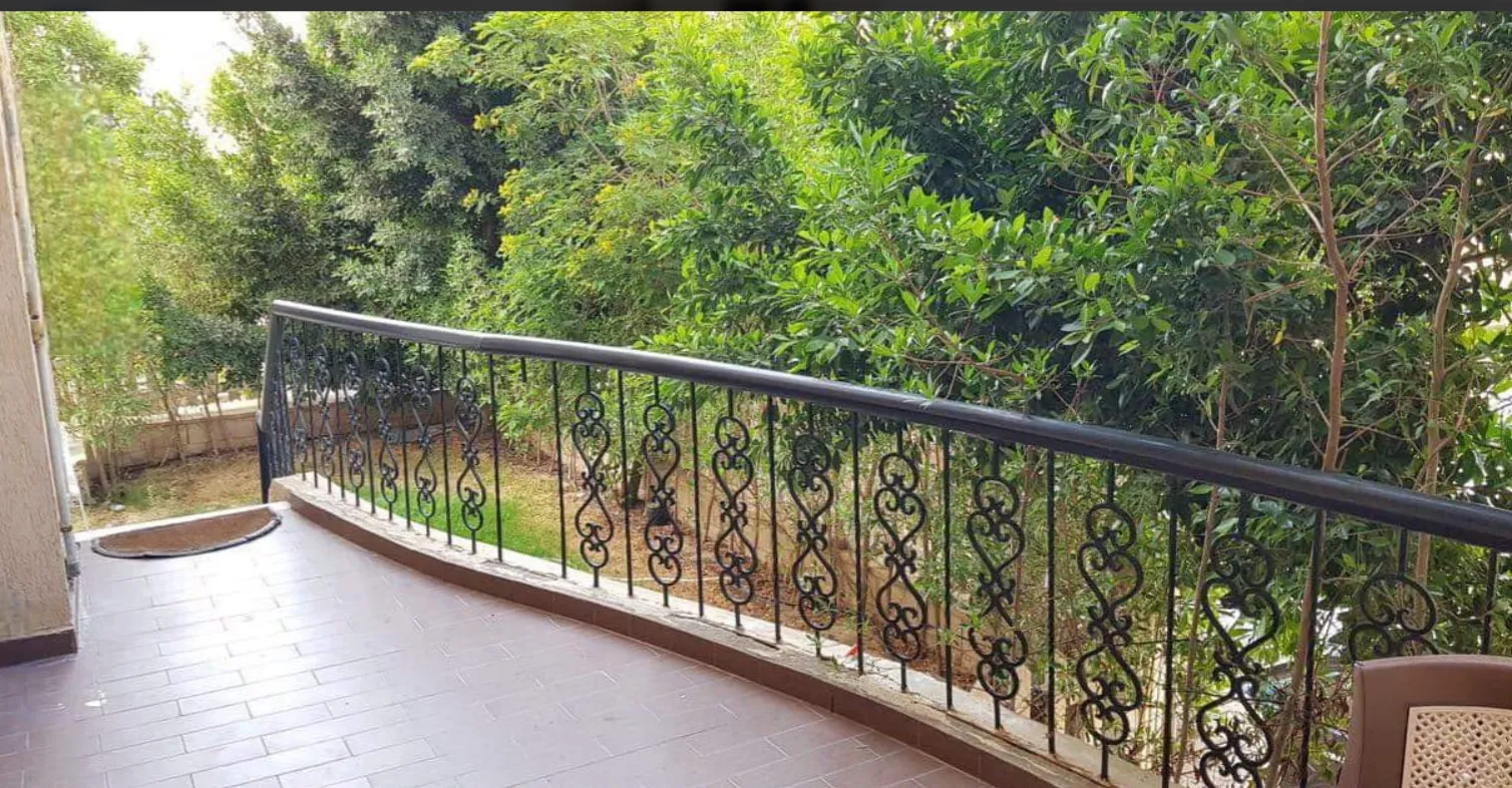 Apartment for sale in El Rehab in New Cairo of 155 m² with 3 bedrooms