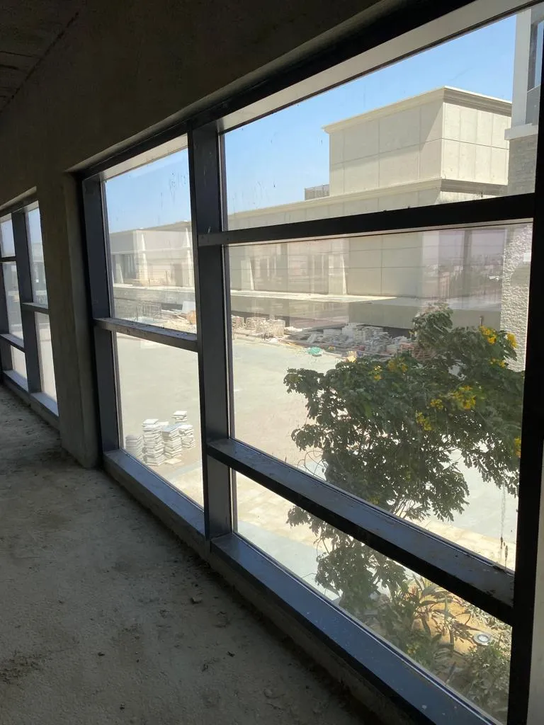 Office for sale in Beverly Hills in 6th of October City of 333 m² with 0 bedrooms