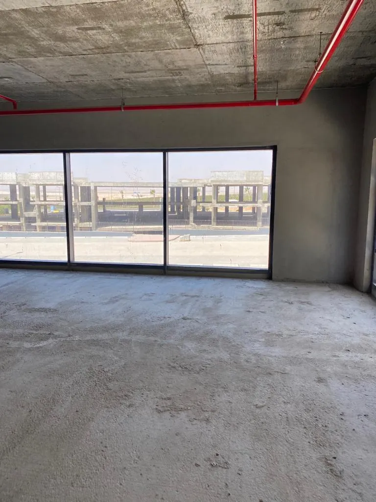 Office for sale in Beverly Hills in 6th of October City of 333 m² with 0 bedrooms