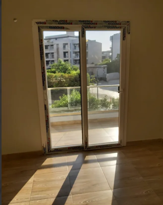 للبيع في زايد ديونز في بمساحة 0 م² تتكون من 0 غرف