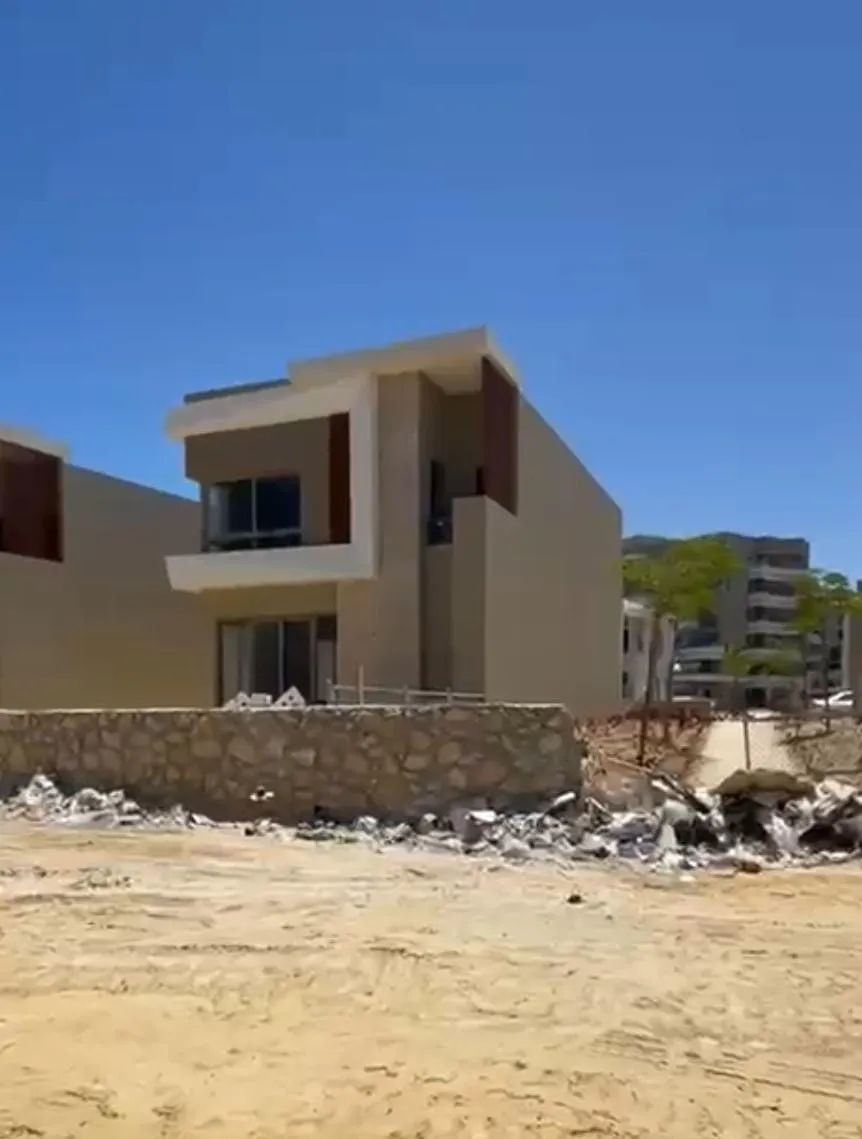 للبيع في بالم هيلز العلمين الجديدة في بمساحة 0 م² تتكون من 0 غرف