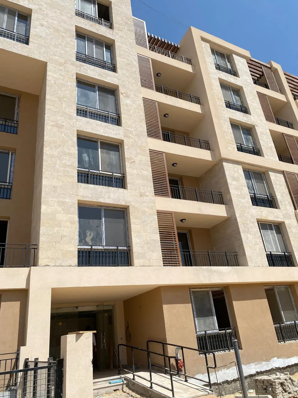 Apartment for sale in Taj City in New Cairo of 156 m² with 3 bedrooms