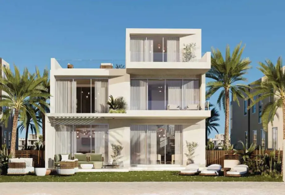 Villa for sale in Mar Bay - Ras El Hekma in Ras El Hekma of 270 m² with 5 bedrooms