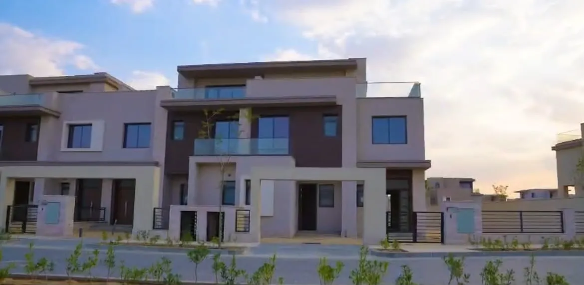 Townhouse for sale in The Estates in New Zayed of 269 m² with 4 bedrooms