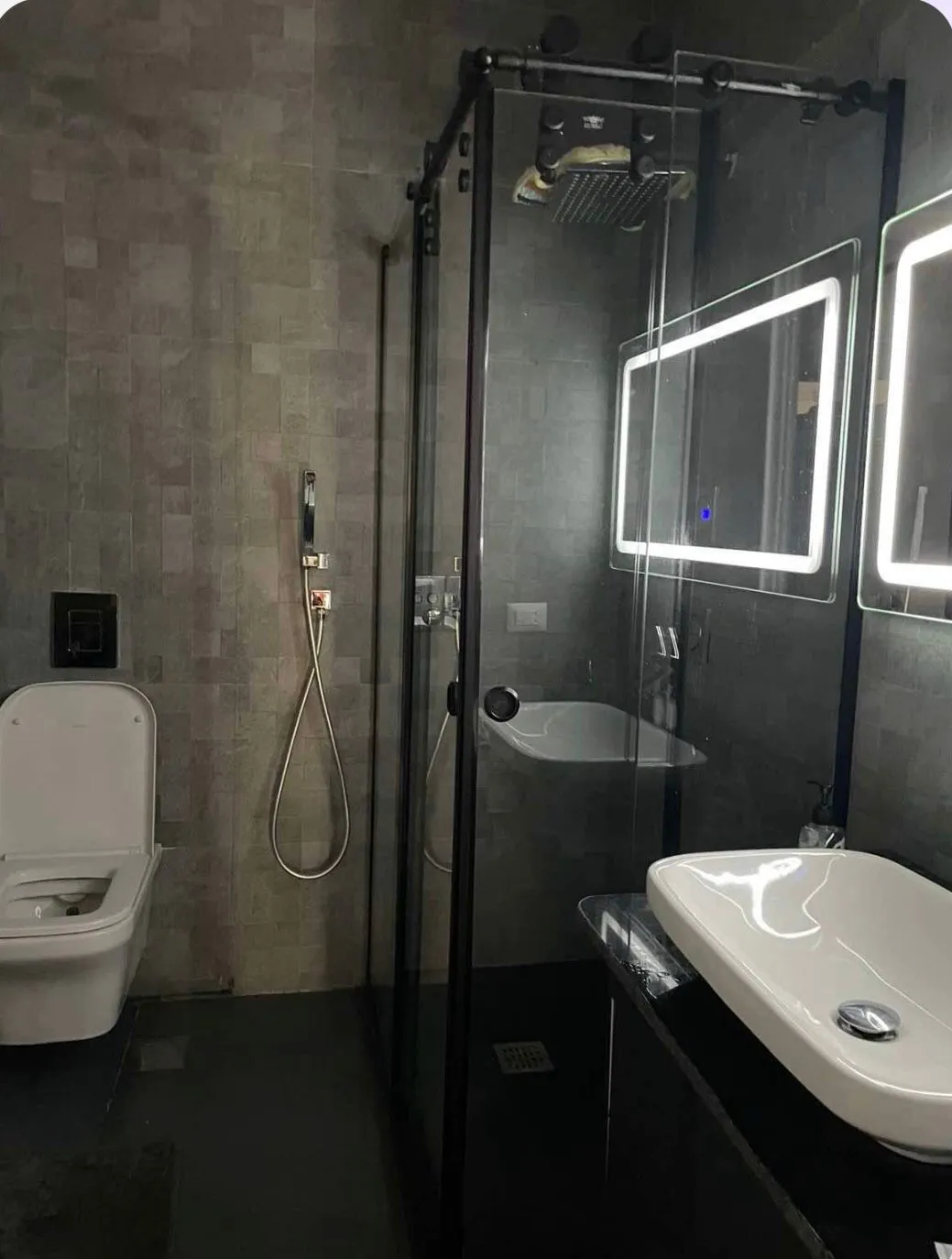 Apartment for sale in Lake View Residence in Golden Square of 130 m² with 2 bedrooms