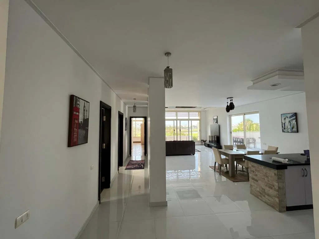 Chalet for sale in Hacienda Bay in Sidi Abdel Rahman of 250 m² with 4 bedrooms