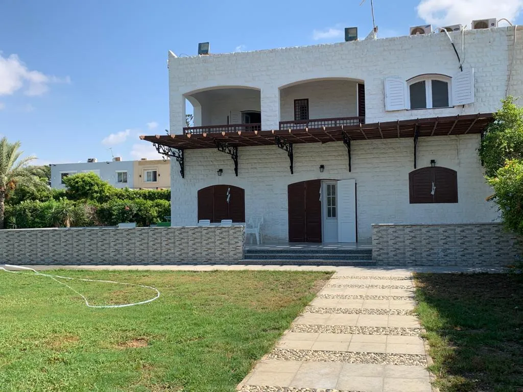 Twinhouse for sale in Marina 2 in Al Alamein of 240 m² with 4 bedrooms