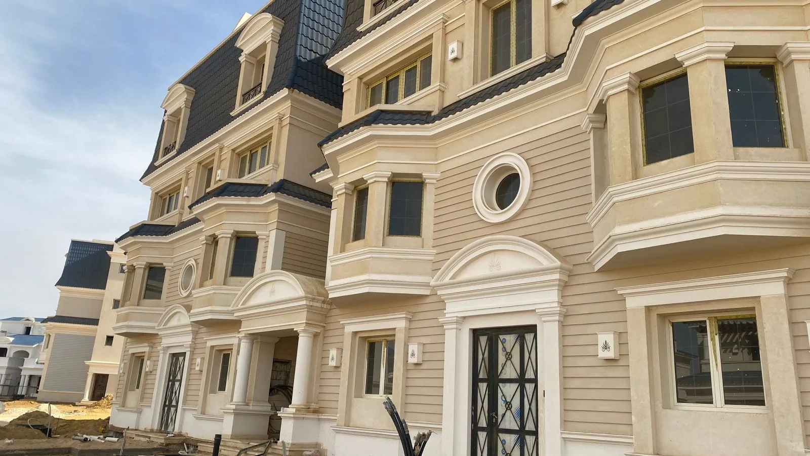 Duplex for sale in Mountain View iCity October in Northern Expansion of 220 m² with 3 bedrooms