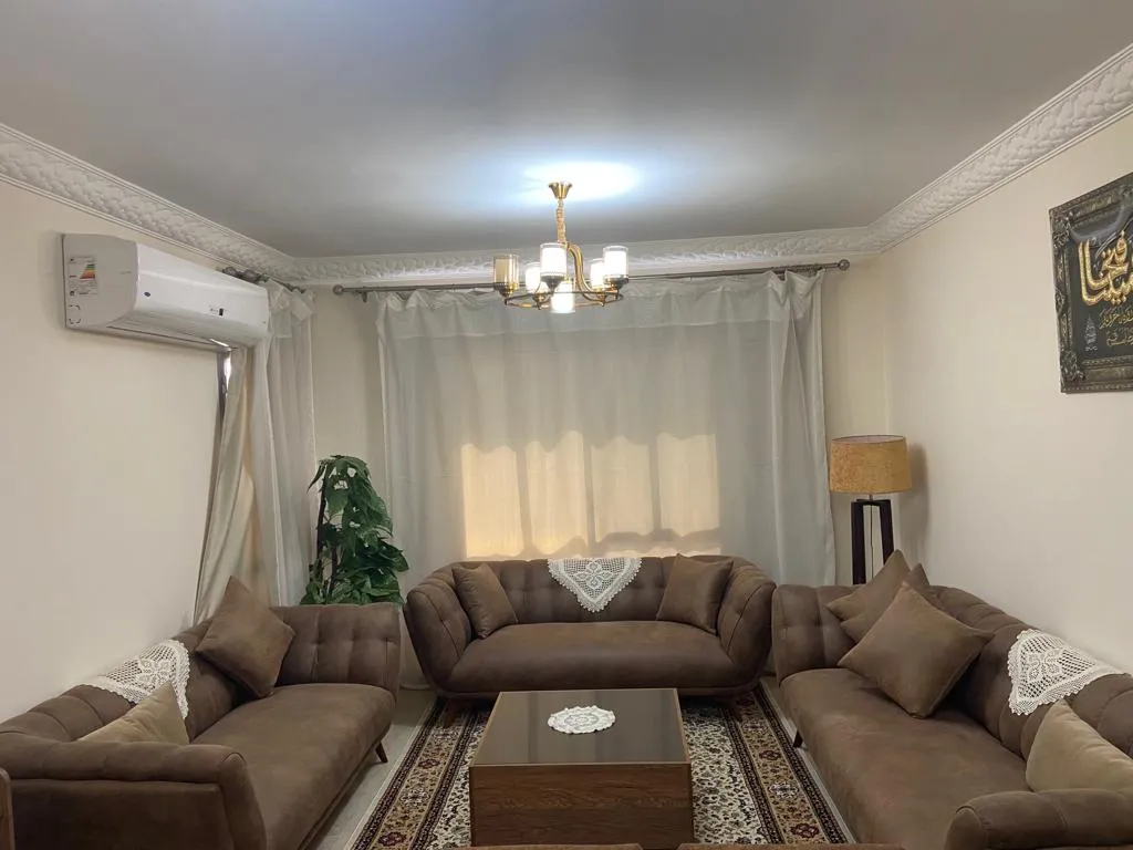 Apartment for sale in El Rehab in New Cairo of 131 m² with 3 bedrooms