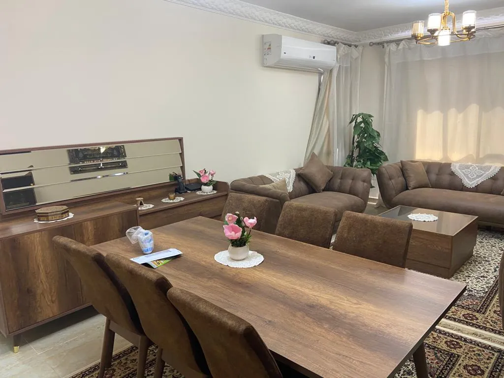 Apartment for sale in El Rehab in New Cairo of 131 m² with 3 bedrooms