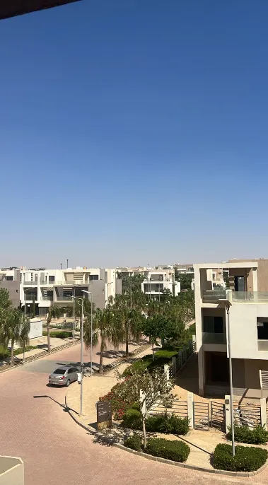 Apartment for sale in Fifth Square Al Marasem in New Cairo of 126 m² with 2 bedrooms